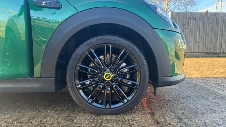 MINI Hatchback 135kW Cooper S Level 2 33kWh 3dr Auto Electric Hatchback